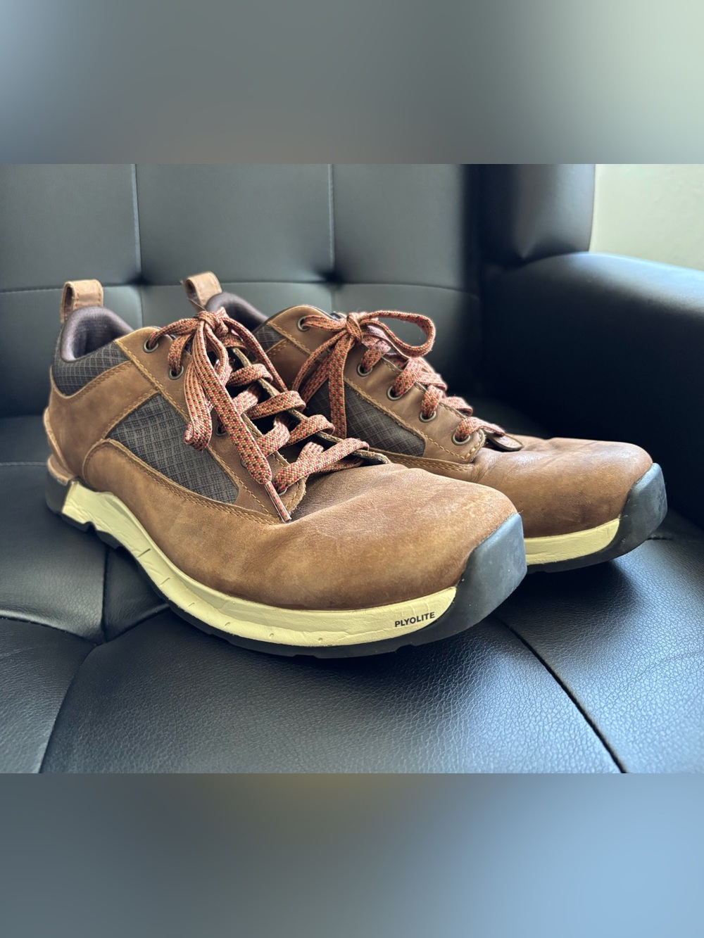 Danner Overlook Low 31750 Men's 11.5 D
Monk's Robe Brown Leather Vibram Shoes